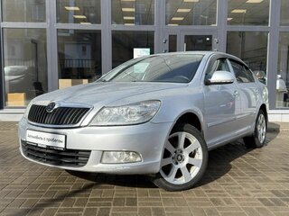 2012 Skoda Octavia II (A5) Рестайлинг, серебристый, 650000 рублей, вид 1