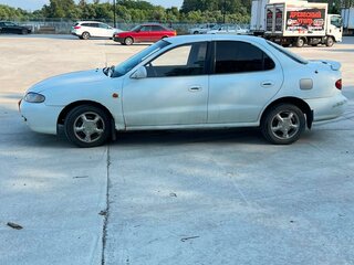 1996 Hyundai Lantra II, белый, 260000 рублей, вид 4