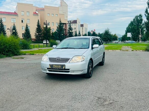 2001 Toyota Corolla Fielder IX (E120, E130), серебристый - вид 2