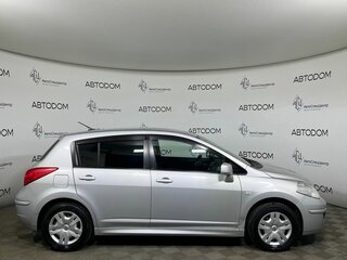 2013 Nissan Tiida I Рестайлинг, серый, 779900 рублей, вид 4