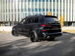 2026 BMW X7 40d I (G07) Рестайлинг, синий, 17190000 рублей, вид 4