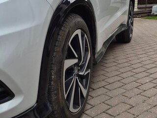 2019 Honda Vezel I Рестайлинг, белый, 2050000 рублей, вид 5
