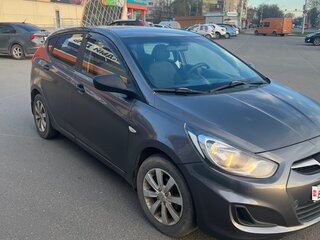 2011 Hyundai Solaris I, серый, 555000 рублей, вид 1