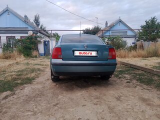 1998 Volkswagen Passat B5, зелёный, 301000 рублей, вид 4