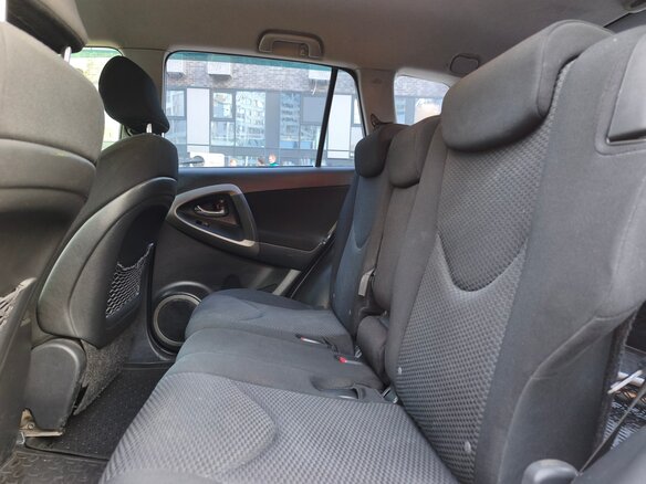 2006 Toyota RAV4 III (XA30), серебристый - вид 13