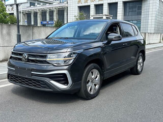 2023 Volkswagen Tharu 300 TSI I Рестайлинг, чёрный, 2255000 рублей, вид 1