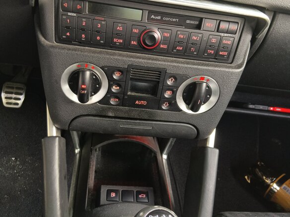 2000 Audi TT I (8N), серебристый, 399000 рублей - вид 25