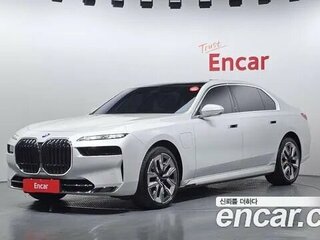 2023 BMW 7 серии 750e xDrive VII (G70), белый, 13800000 рублей, вид 1