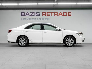 2013 Toyota Camry VII (XV50), белый, 1610000 рублей, вид 4