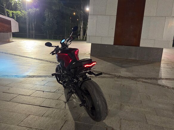 2015 Yamaha MT-09 (FZ-09), красный, 699999 рублей - вид 2