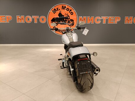 2023 Harley-Davidson Breakout, серебристый, 2550000 рублей, вид 4