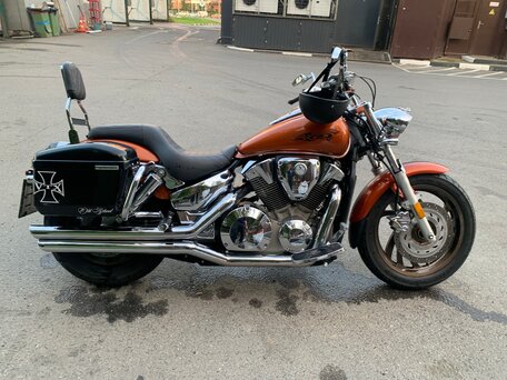 2004 Honda VTX 1300, оранжевый, 600000 рублей, вид 2