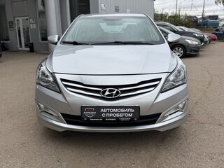 2015 Hyundai Solaris I Рестайлинг, серый, 980000 рублей, вид 3