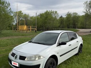 2004 Renault Megane II, белый, 270000 рублей, вид 2
