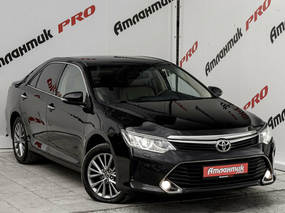 2016 Toyota Camry VII (XV50) Рестайлинг, чёрный - вид 3