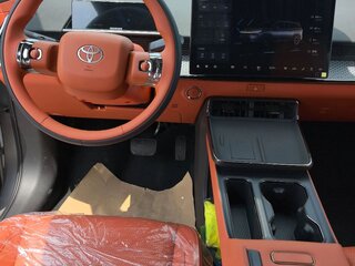 2026 Toyota bZ3X 58.3 kWh, серебристый, 2850000 рублей, вид 5