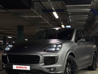 2017 Porsche Cayenne S Diesel II Рестайлинг (958), серый, 6000000 рублей, вид 1