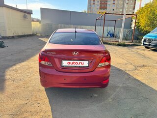 2013 Hyundai Solaris I, красный, 510000 рублей, вид 3