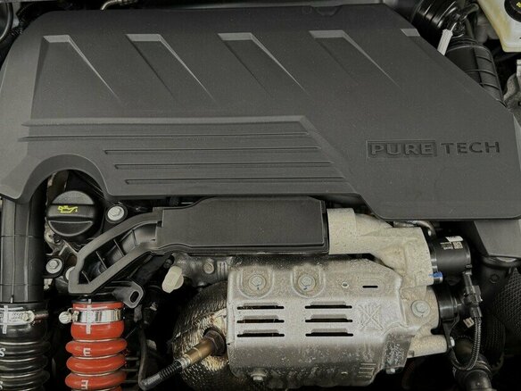 2023 Peugeot 2008 6AT II, белый - вид 16