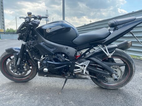 2004 Yamaha YZF-R6, чёрный, 330000 рублей, вид 5