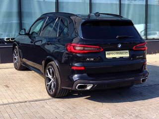 2020 BMW X5 30d IV (G05/G18), чёрный, 6660000 рублей, вид 4
