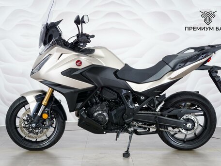 2026 Honda NT1100, золотистый, 2199000 рублей, вид 2