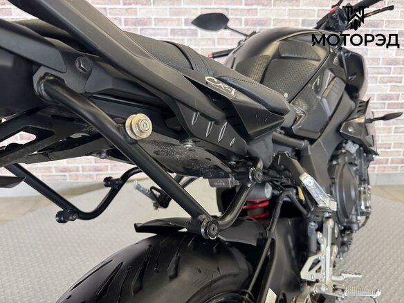 2017 Yamaha MT-10, чёрный, 1040000 рублей - вид 14