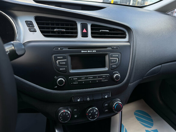 2013 Kia Ceed II, серый, 920000 рублей - вид 14