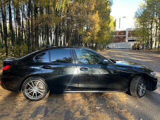 2021 BMW 3 серии 320i VII (G2x), чёрный, 3599999 рублей, вид 4