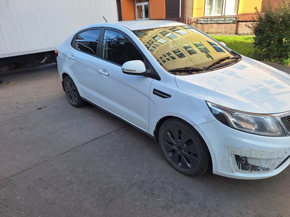 2012 Kia Rio 5-speed III, белый - вид 5