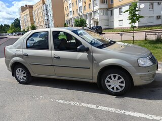 2012 Renault Logan I Рестайлинг, бежевый, 415000 рублей, вид 1