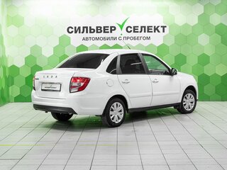 2020 Lada (ВАЗ) Granta I Рестайлинг, белый, 630000 рублей, вид 2