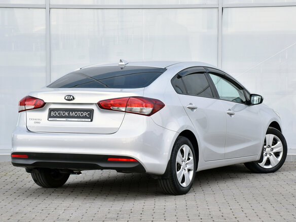 2019 Kia Cerato III Рестайлинг (Classic), серебристый, 1450000 рублей - вид 1