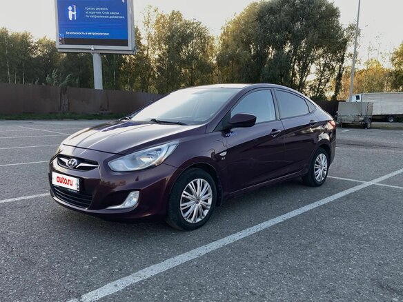 2012 Hyundai Solaris I, фиолетовый