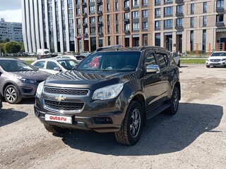 2013 Chevrolet TrailBlazer II, коричневый, 1700000 рублей, вид 1