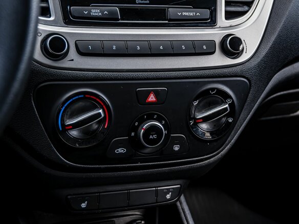 2020 Hyundai Solaris II Рестайлинг, белый - вид 19
