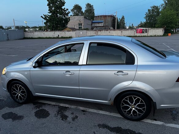2006 Chevrolet Aveo I Рестайлинг, серебристый, 260000 рублей - вид 1