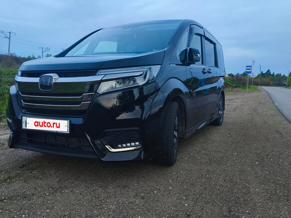 2021 Honda Stepwgn Spada V Рестайлинг, чёрный, 2280000 рублей
