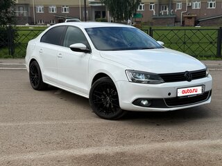 2013 Volkswagen Jetta VI, белый, 950000 рублей, вид 1