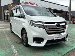 2022 Honda Stepwgn Spada V Рестайлинг, белый, 2060000 рублей, вид 1
