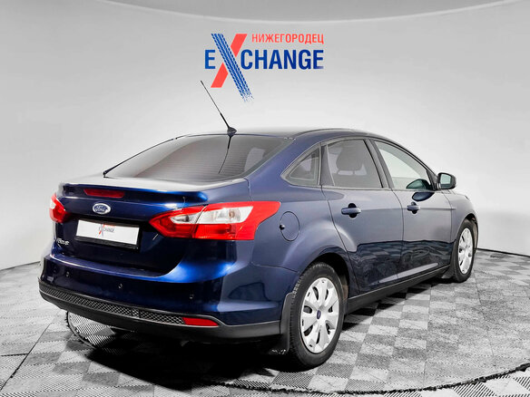 2011 Ford Focus III, синий - вид 5