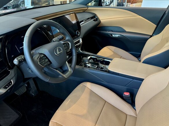 2026 Lexus RX 300 V, чёрный, 8590000 рублей - вид 6