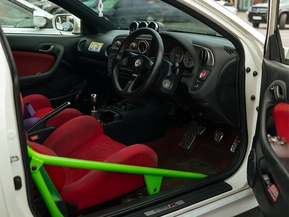 2001 Honda Integra Type R IV, белый, 1099999 рублей - вид 7