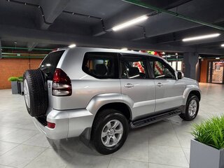 2007 Toyota Land Cruiser Prado 5-speed 120 Series Рестайлинг, серебристый, 2850000 рублей, вид 5
