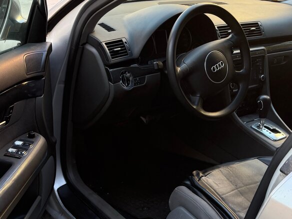2001 Audi A4 II (B6), серебристый, 380000 рублей - вид 4