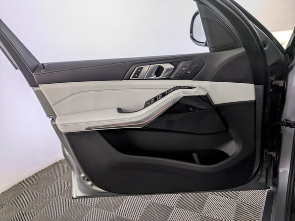 2025 BMW X5 40d IV (G05/G18) Рестайлинг, чёрный, 13695000 рублей - вид 18