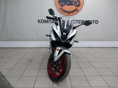 2024 Suzuki GSX-8R, серый, 925000 рублей, вид 3