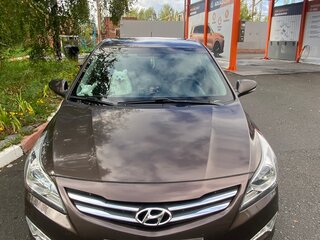 2015 Hyundai Solaris I Рестайлинг, коричневый, 1100000 рублей, вид 3