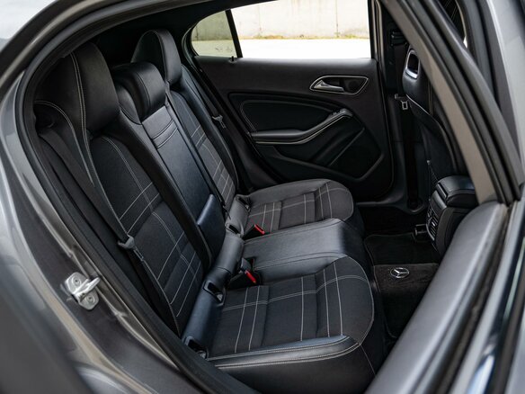 2014 Mercedes-Benz GLA 180 I (X156), серый, 2134000 рублей - вид 8