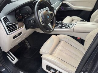 2021 BMW X7 40d I (G07), серый, 7300000 рублей, вид 5